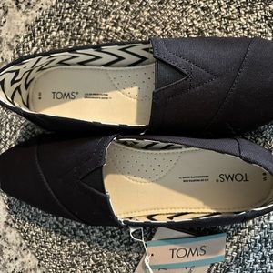 TOMS Alpargata Slip-On Shoes in Black Size W 9 new in box